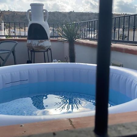 Apartment With Terraces And Private Jacuzzi - San Vito 400M From Beach San Vito Lo Capo Ngoại thất bức ảnh